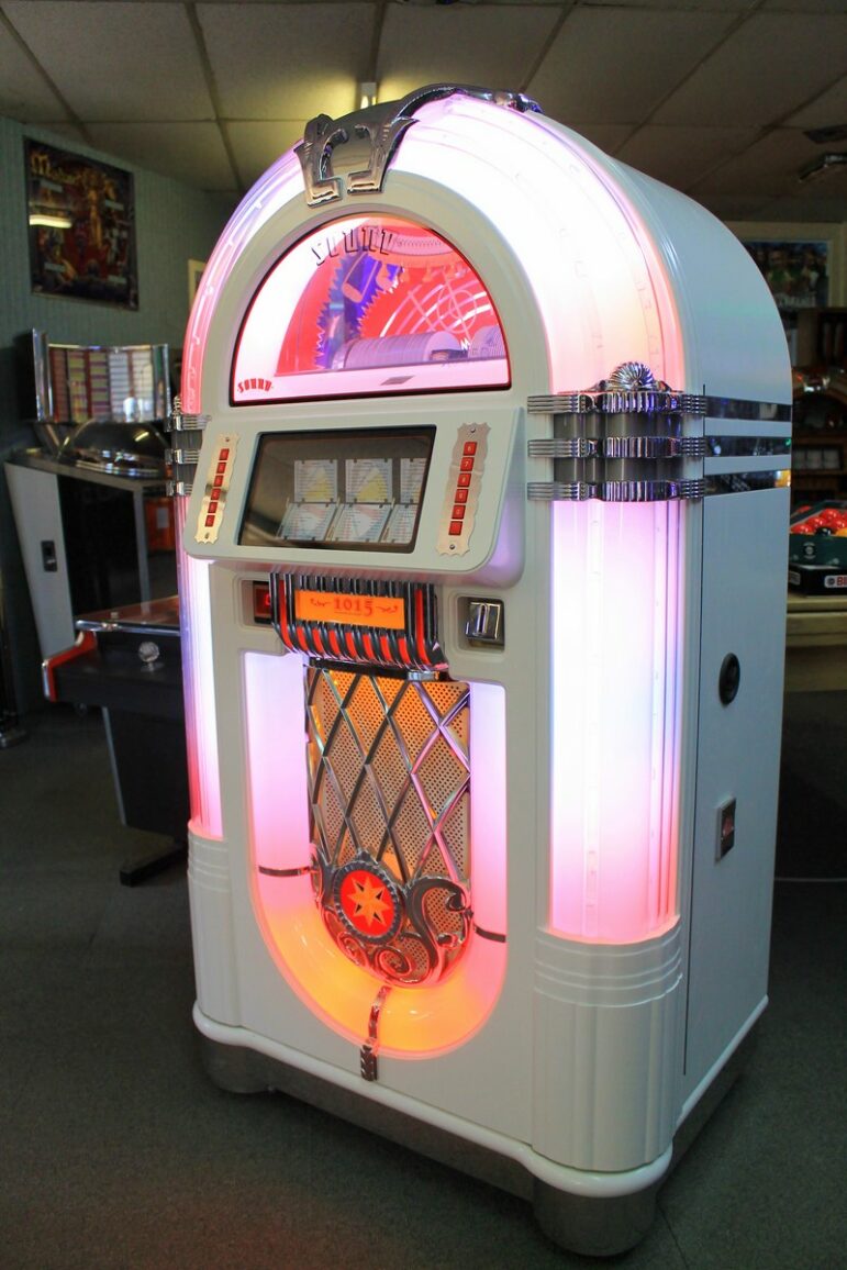 Juke box Sound Leisure Blanc laqué – Image 8