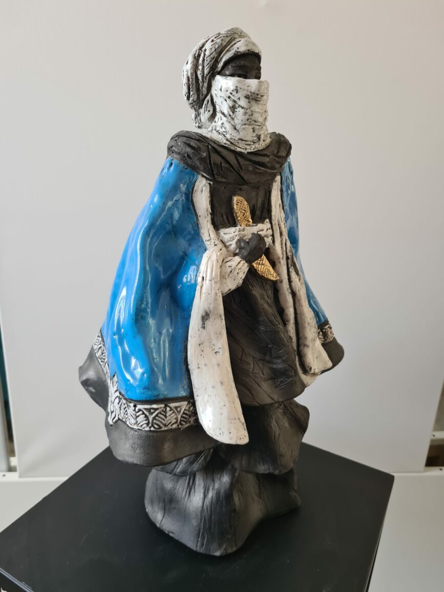 Touareg bleu et blanc - Céramique Raku – Image 3