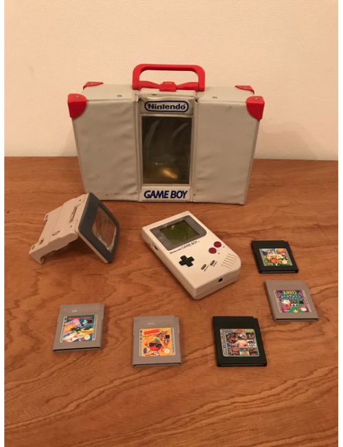 Nitendo Game Boy avec Valise