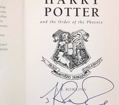 Harry Potter - And the Order of the Phoenix - First Edition - Signé par J.K. Rowling