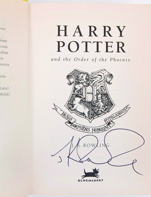 Harry Potter - And the Order of the Phoenix - First Edition - Signé par J.K. Rowling